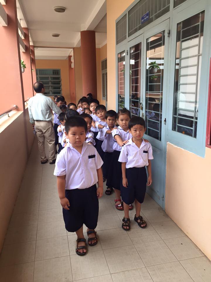 Khám sức khỏe đầu năm cho học sinh năm học 2015 – 2016.